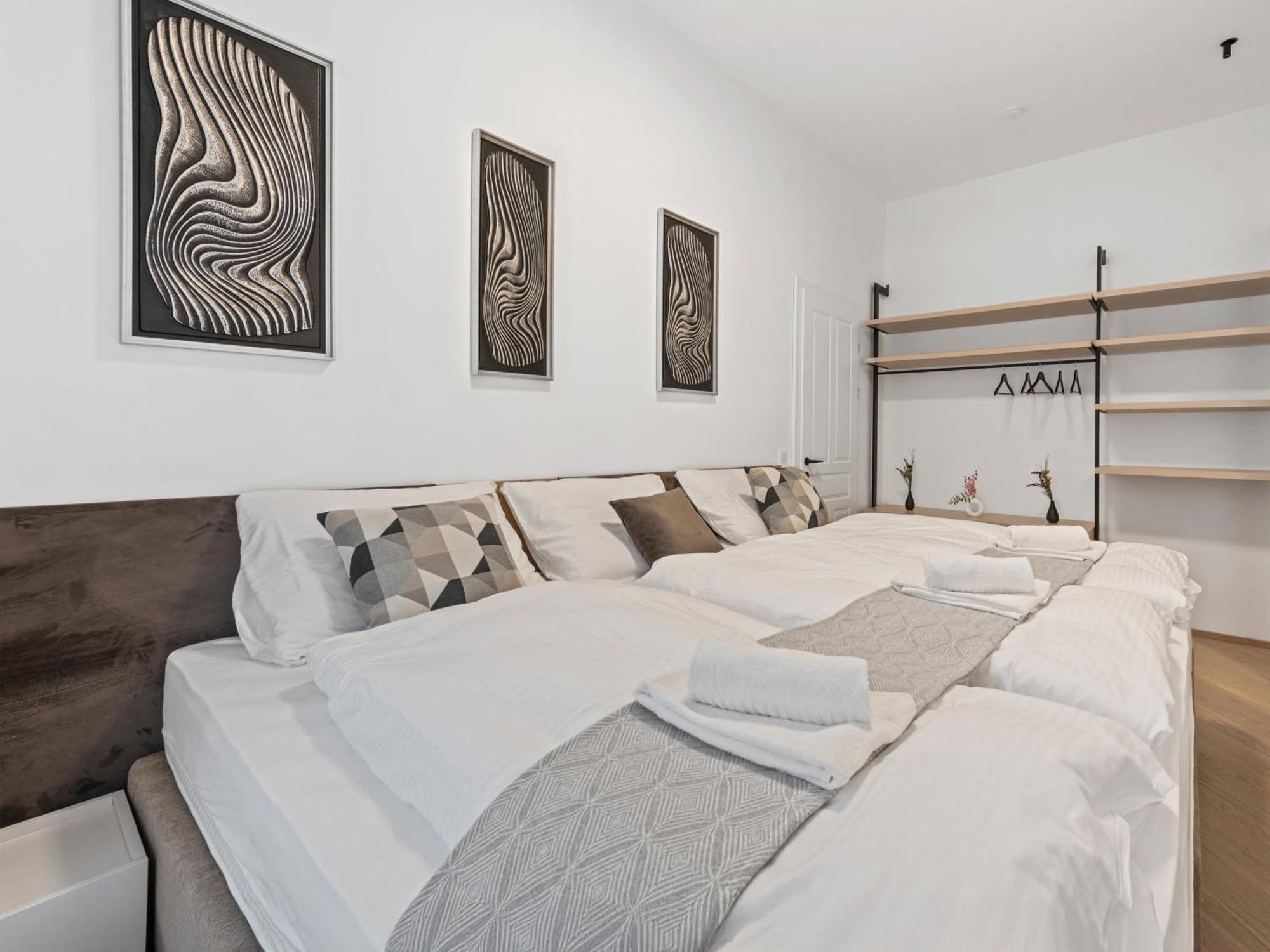 Gt7 Apartments District 9 - Managed By Sky9 Apartments Виена Екстериор снимка