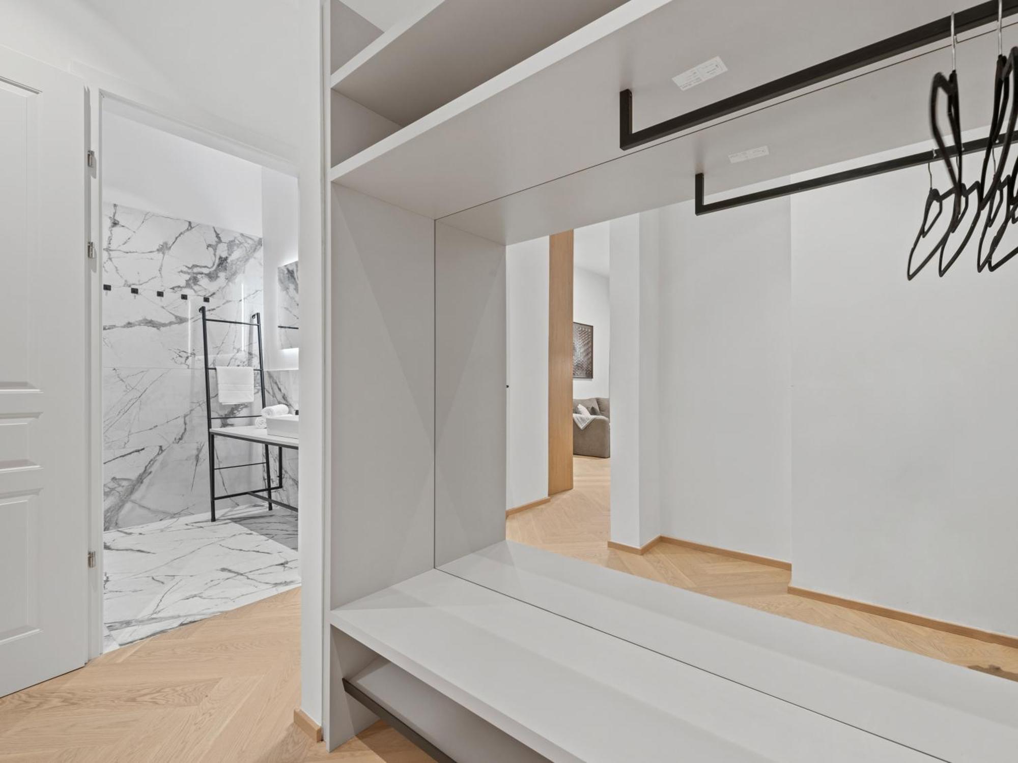 Gt7 Apartments District 9 - Managed By Sky9 Apartments Виена Екстериор снимка