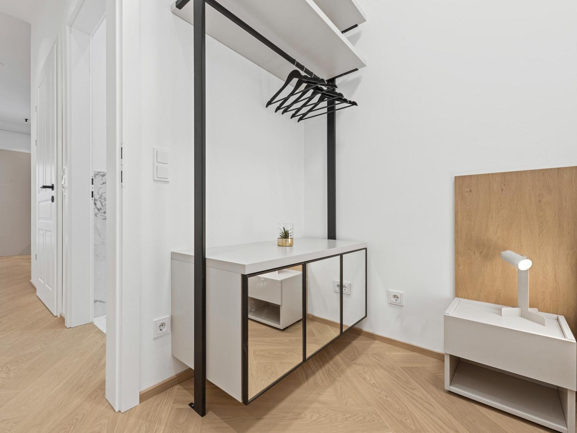 Gt7 Apartments District 9 - Managed By Sky9 Apartments Виена Екстериор снимка