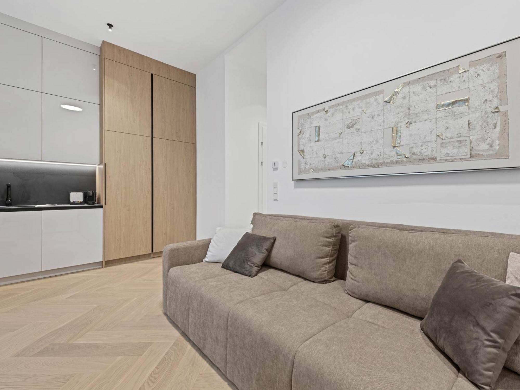 Gt7 Apartments District 9 - Managed By Sky9 Apartments Виена Екстериор снимка